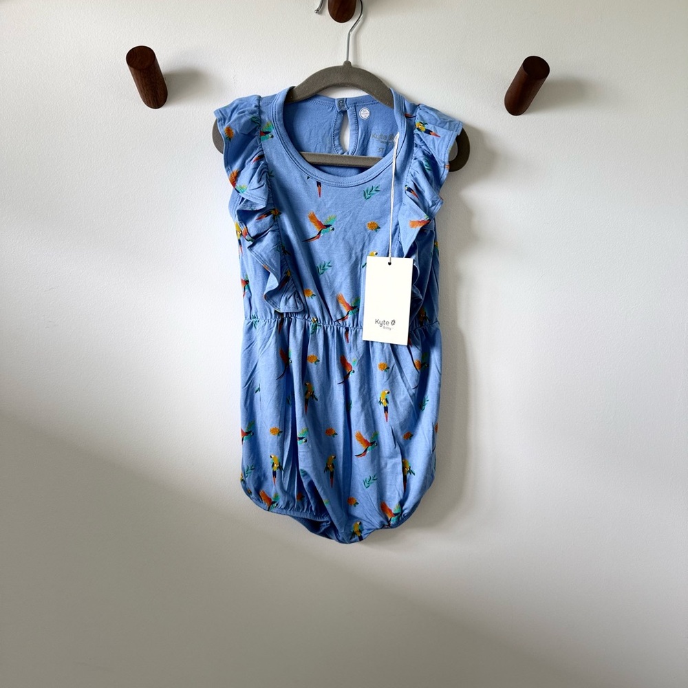 Kyte BABY Blue Macaw Bubble Romper